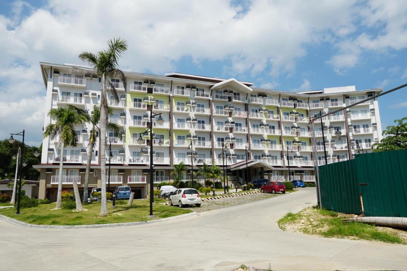 Ania Rooms@Amani Grand Residences Near Airport Мактан Экстерьер фото