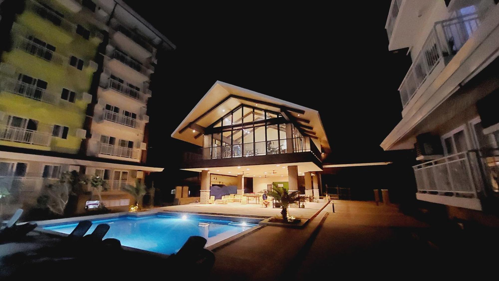 Ania Rooms@Amani Grand Residences Near Airport Мактан Экстерьер фото