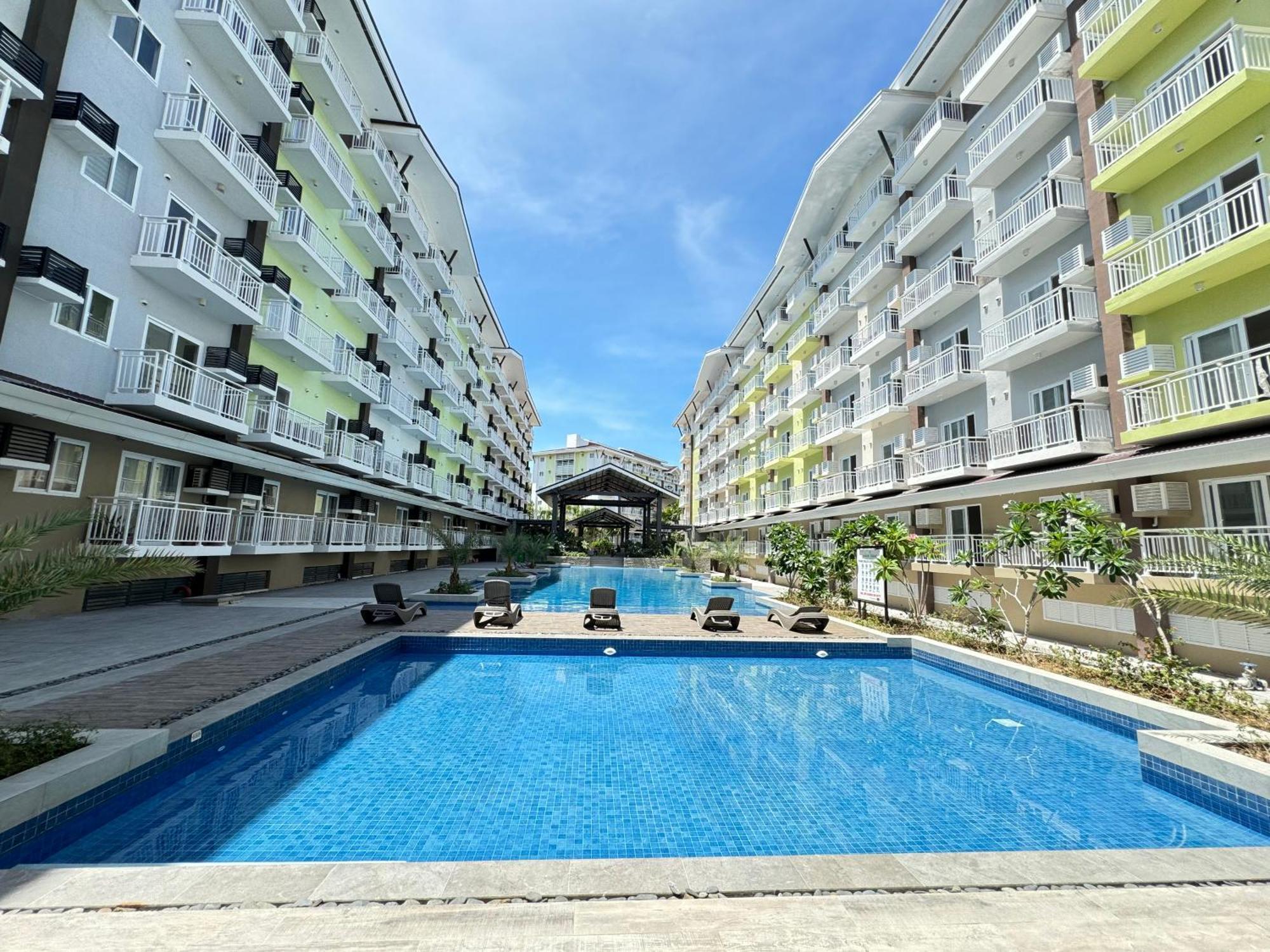 Ania Rooms@Amani Grand Residences Near Airport Мактан Экстерьер фото